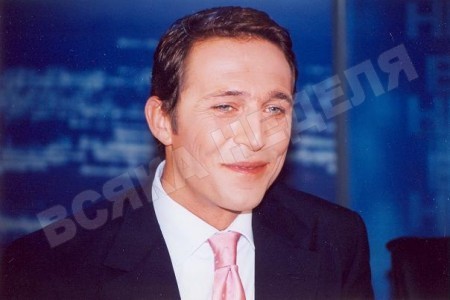 Али Коч